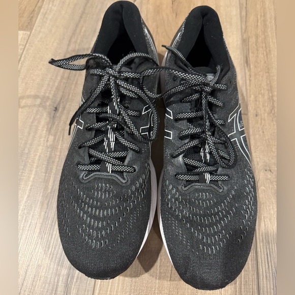 Men’s Ascis Gel-Kayano 28 - Picture 1 of 11
